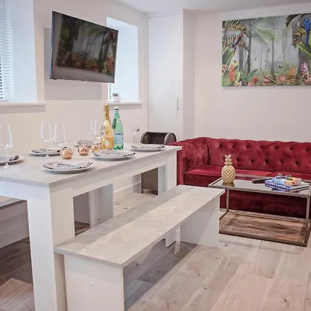 Apartment The Dragon's Den Harrogate